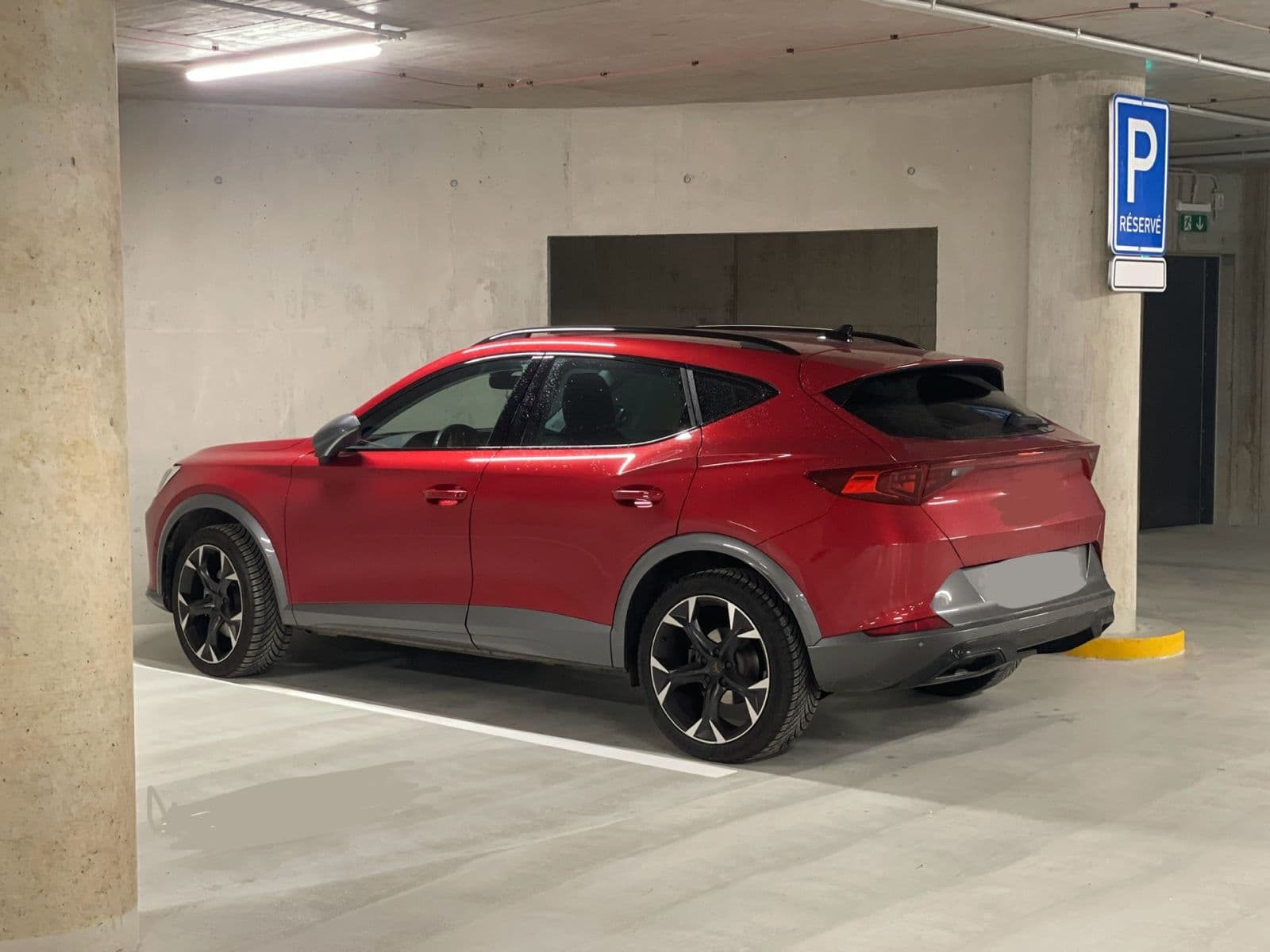 Prenájom garáže 12 m², Opuštěná, Brno, Jihomoravský kraj Prenájom garáže 12 m², Opuštěná, Brno, Jihomoravský kraj