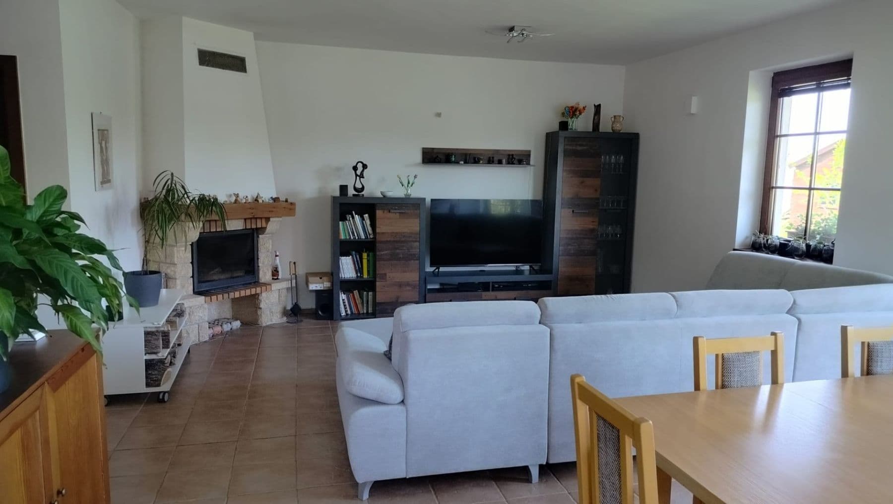 Predaj domu 180 m², pozemek 1.116 m², Roblín, Středočeský kraj Predaj domu 180 m², pozemek 1.116 m², Roblín, Středočeský kraj