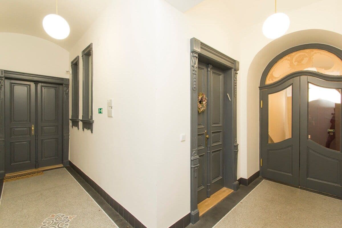 Prenájom bytu 50 m², Nitranská, Praha, Praha Prenájom bytu 50 m², Nitranská, Praha, Praha