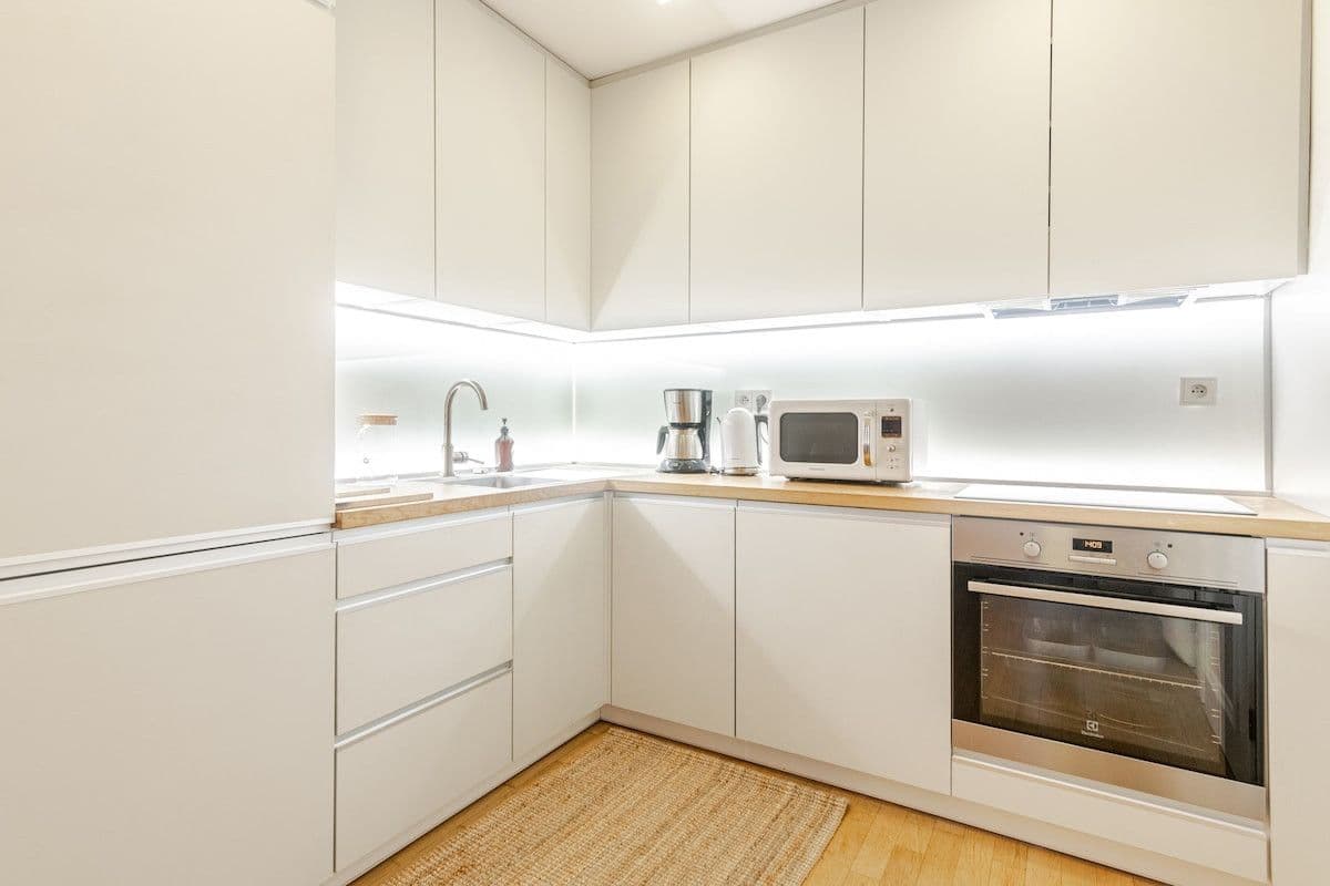 Prenájom bytu 50 m², Nitranská, Praha, Praha Prenájom bytu 50 m², Nitranská, Praha, Praha