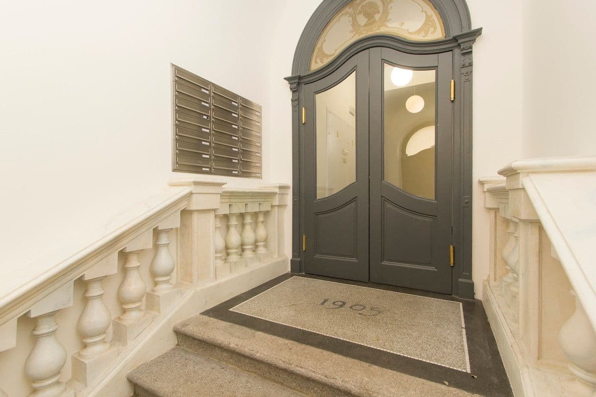 Prenájom bytu 50 m², Nitranská, Praha, Praha Prenájom bytu 50 m², Nitranská, Praha, Praha