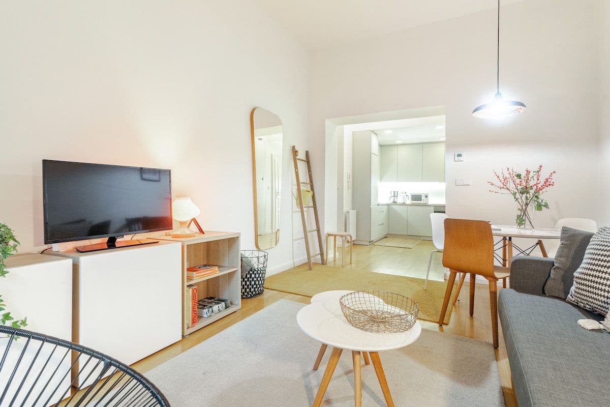 Prenájom bytu 50 m², Nitranská, Praha, Praha Prenájom bytu 50 m², Nitranská, Praha, Praha