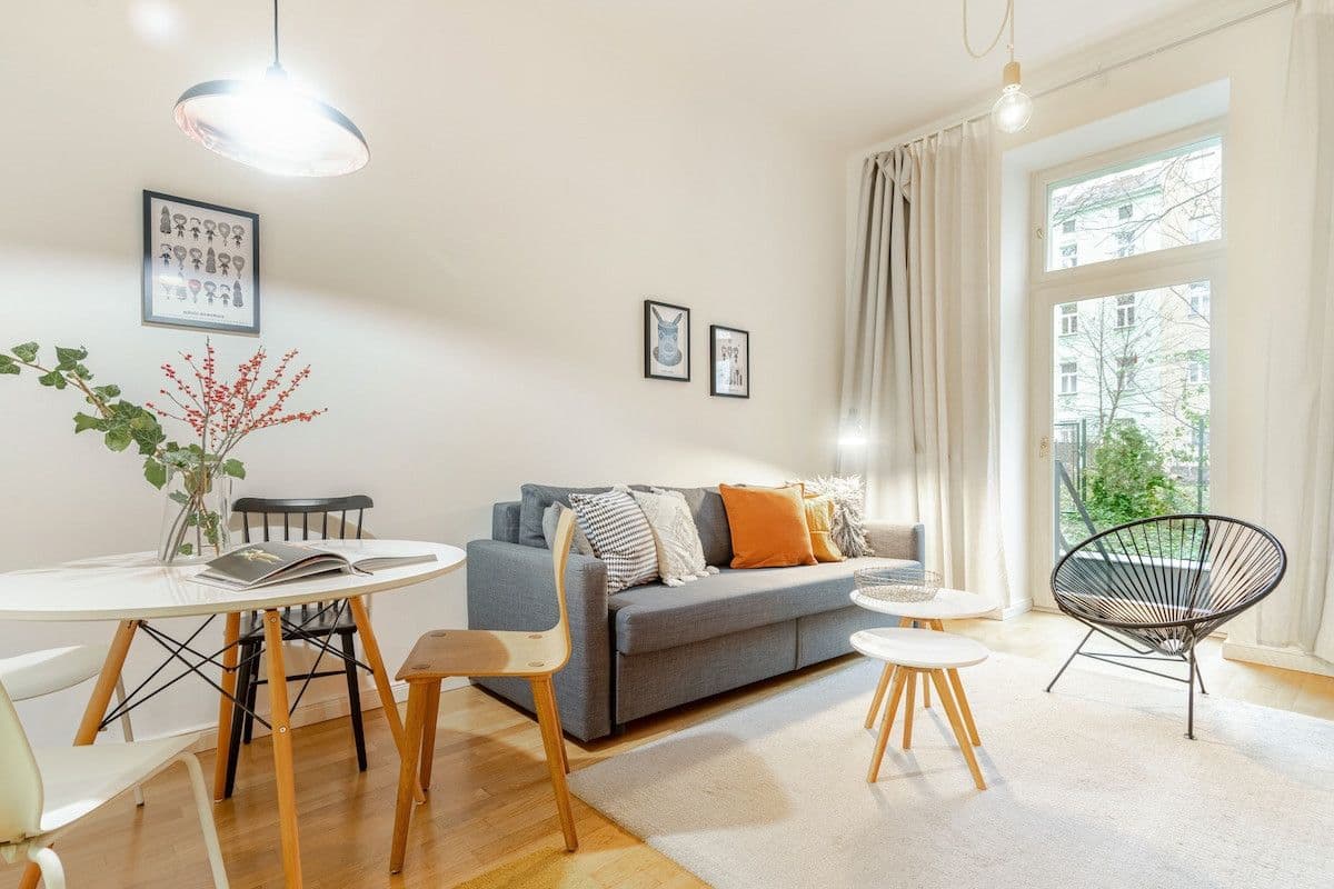 Prenájom bytu 50 m², Nitranská, Praha, Praha Prenájom bytu 50 m², Nitranská, Praha, Praha