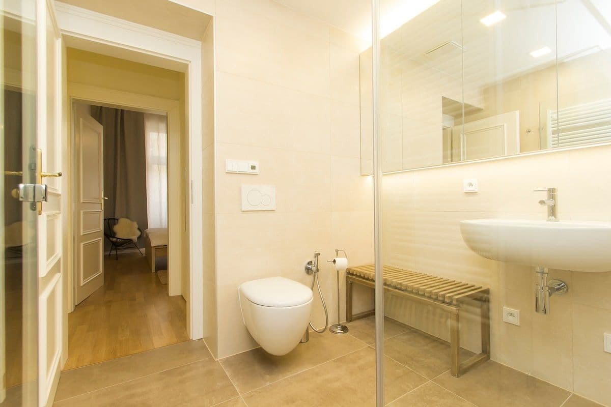 Prenájom bytu 50 m², Nitranská, Praha, Praha Prenájom bytu 50 m², Nitranská, Praha, Praha