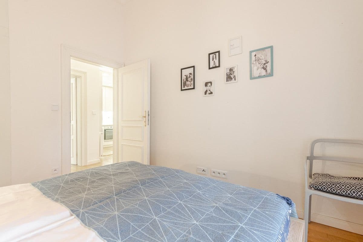 Prenájom bytu 50 m², Nitranská, Praha, Praha Prenájom bytu 50 m², Nitranská, Praha, Praha