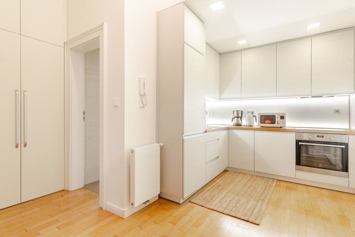 Prenájom bytu 50 m², Nitranská, Praha, Praha Prenájom bytu 50 m², Nitranská, Praha, Praha