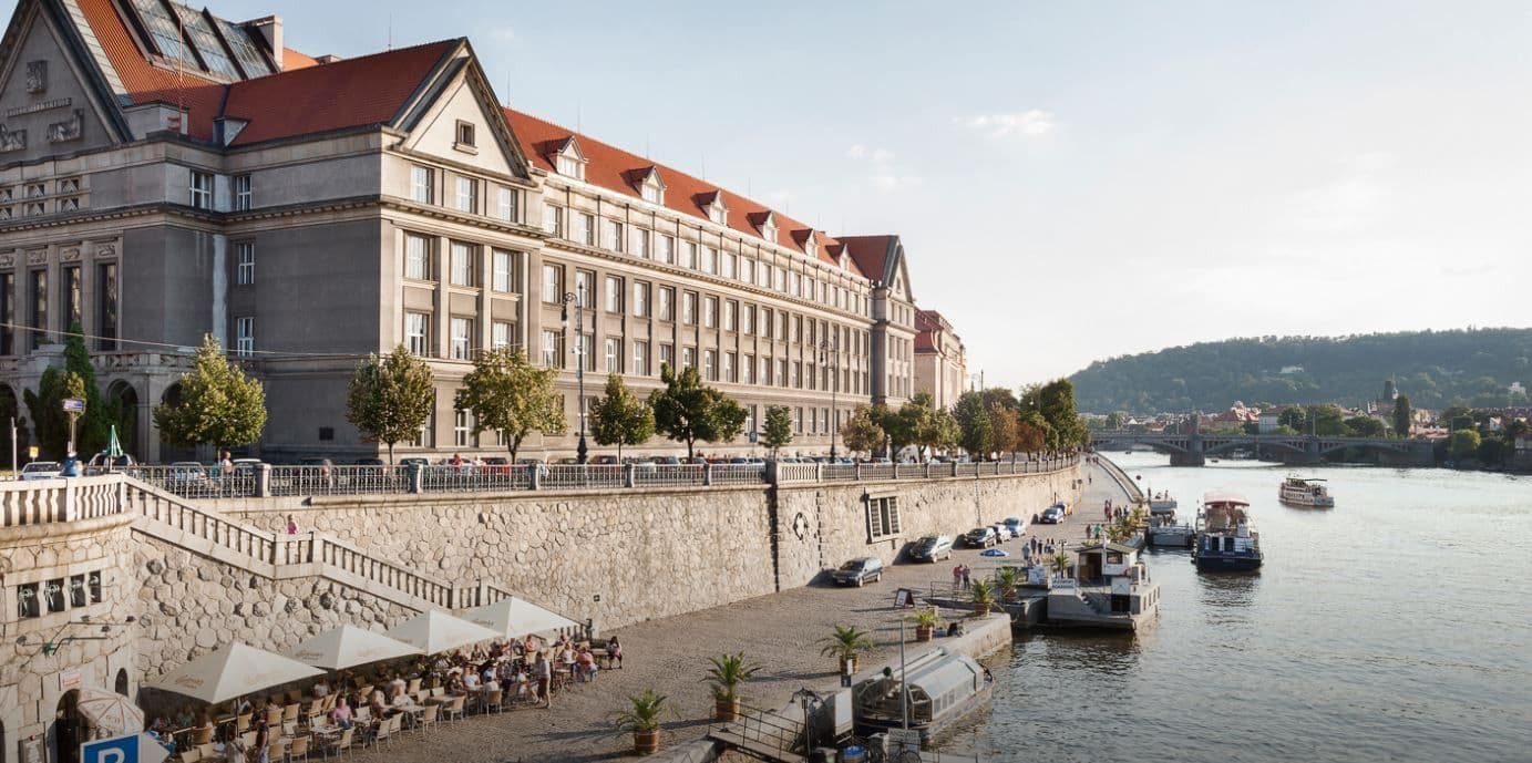 Prenájom bytu 100 m², Revoluční, Praha, Praha Prenájom bytu 100 m², Revoluční, Praha, Praha