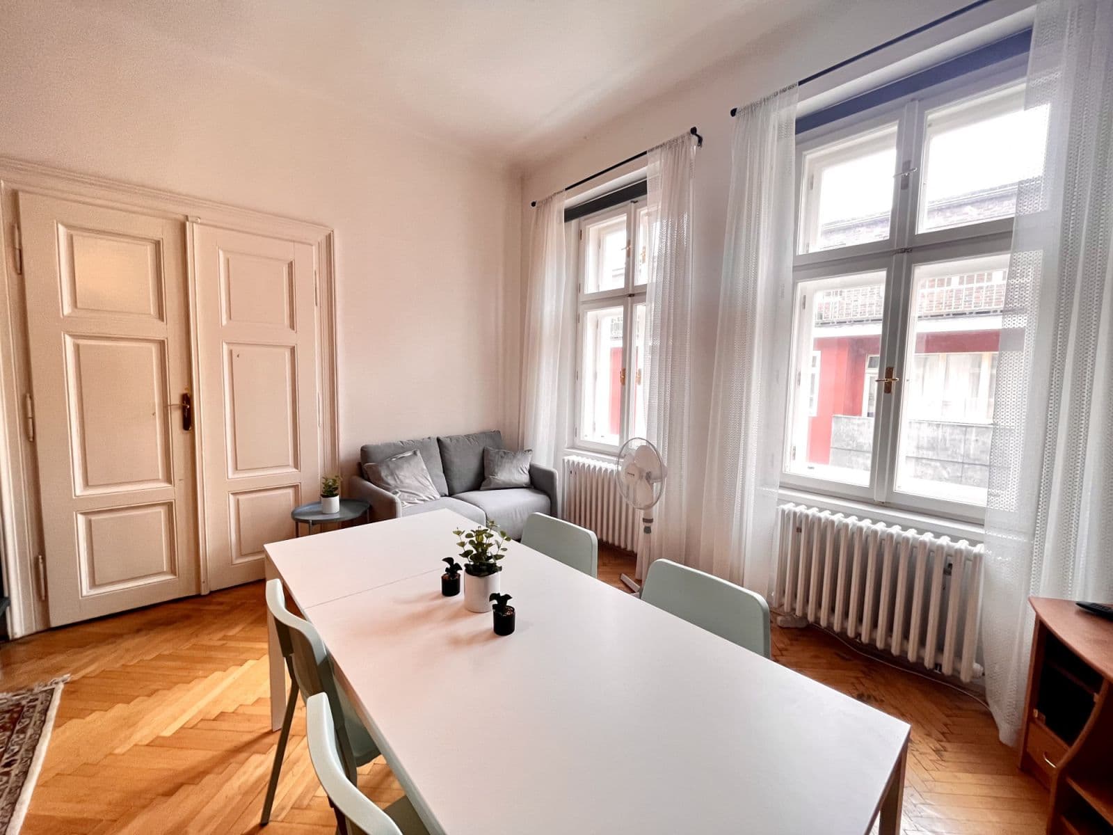 Prenájom bytu 116 m², Řeznická, Praha, Praha Prenájom bytu 116 m², Řeznická, Praha, Praha