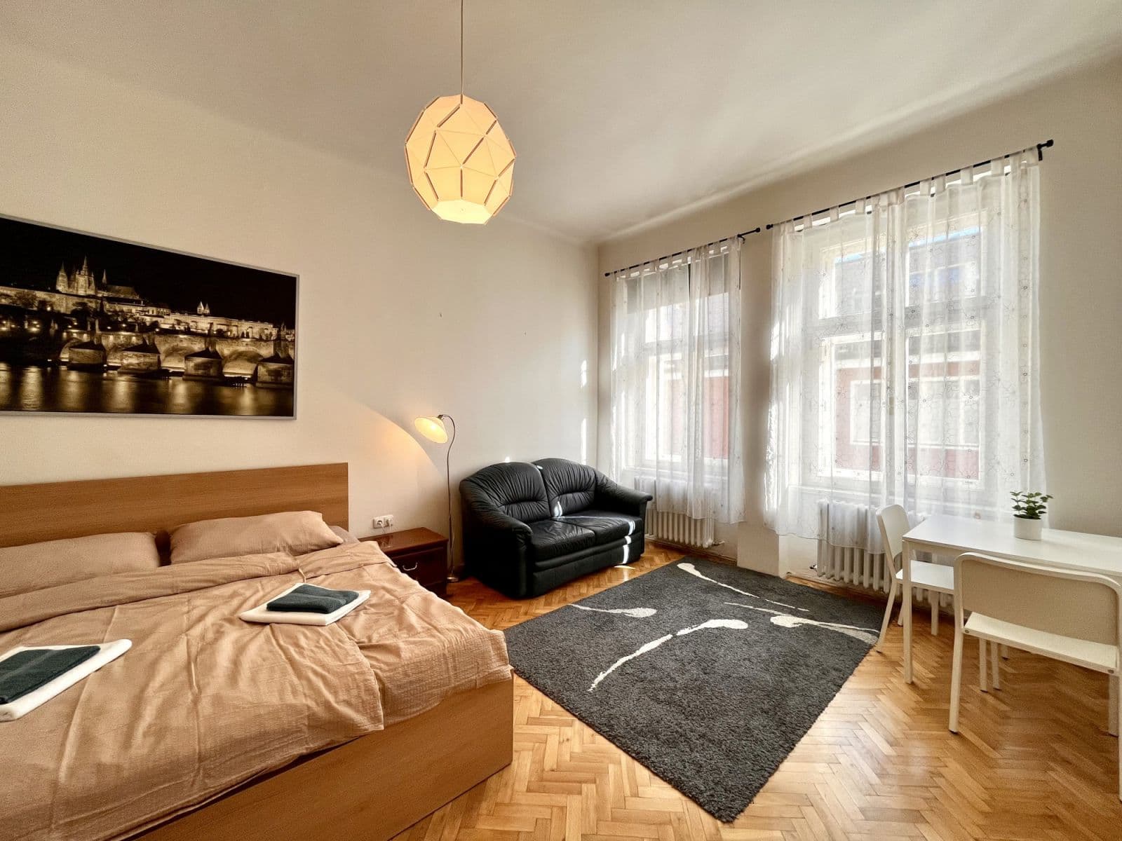 Prenájom bytu 116 m², Řeznická, Praha, Praha Prenájom bytu 116 m², Řeznická, Praha, Praha