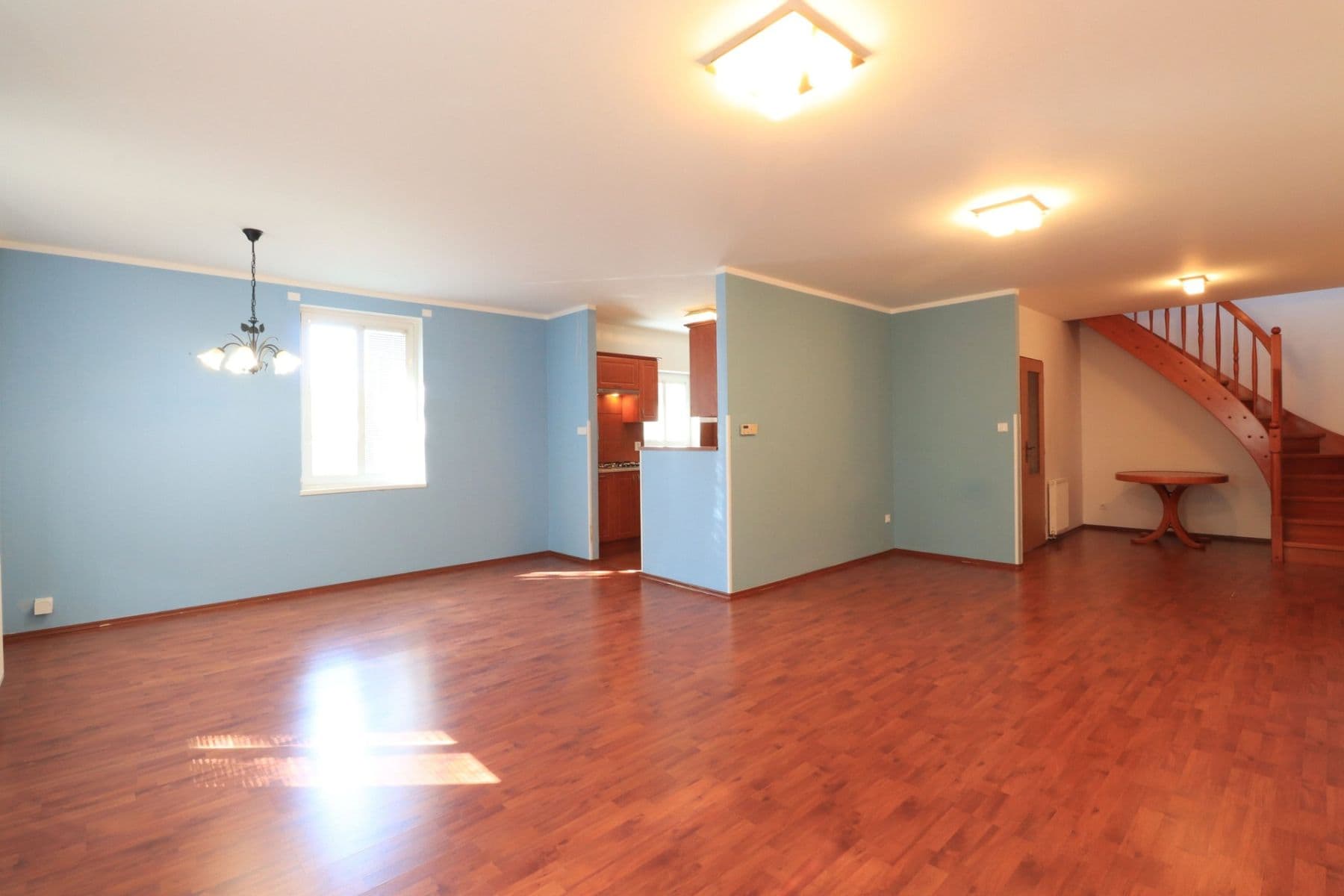 Prenájom domu 140 m², pozemek 335 m², V padolině, Praha, Praha Prenájom domu 140 m², pozemek 335 m², V padolině, Praha, Praha