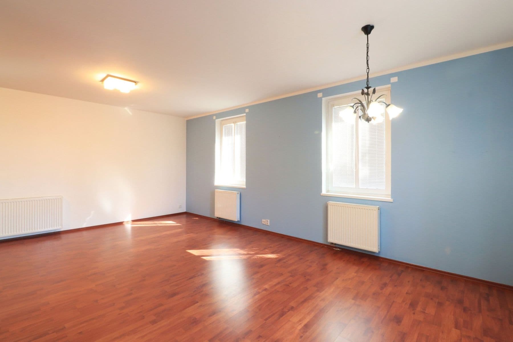 Prenájom domu 140 m², pozemek 335 m², V padolině, Praha, Praha Prenájom domu 140 m², pozemek 335 m², V padolině, Praha, Praha