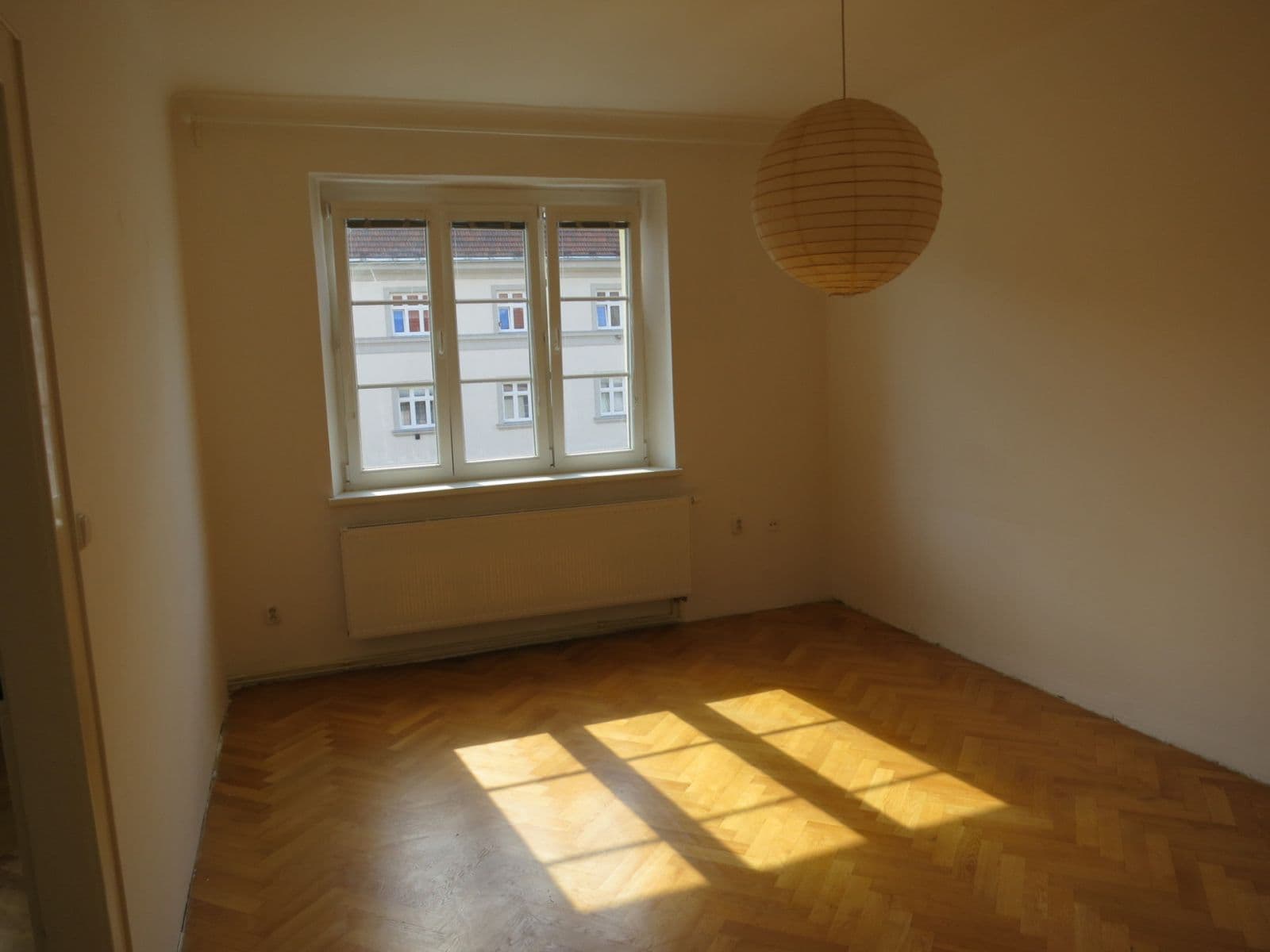 Prenájom bytu 3-izbový 108 m², Botanická, Brno, Jihomoravský kraj Prenájom bytu 3-izbový 108 m², Botanická, Brno, Jihomoravský kraj