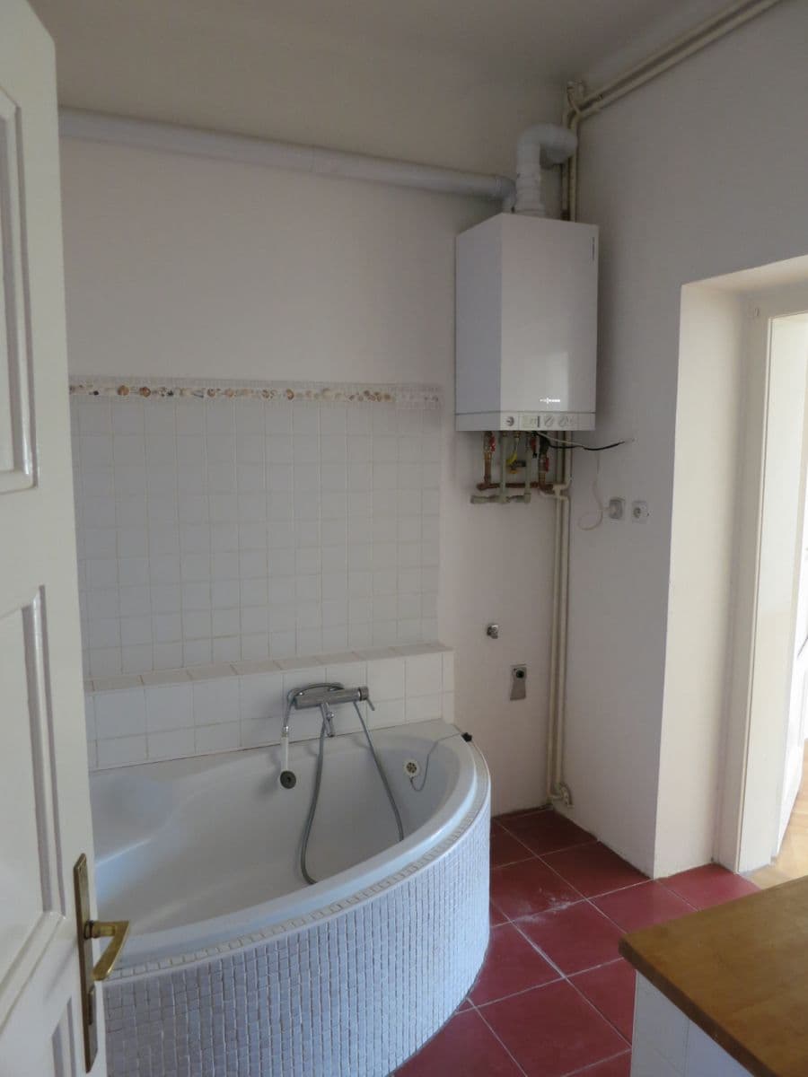 Prenájom bytu 3-izbový 108 m², Botanická, Brno, Jihomoravský kraj Prenájom bytu 3-izbový 108 m², Botanická, Brno, Jihomoravský kraj