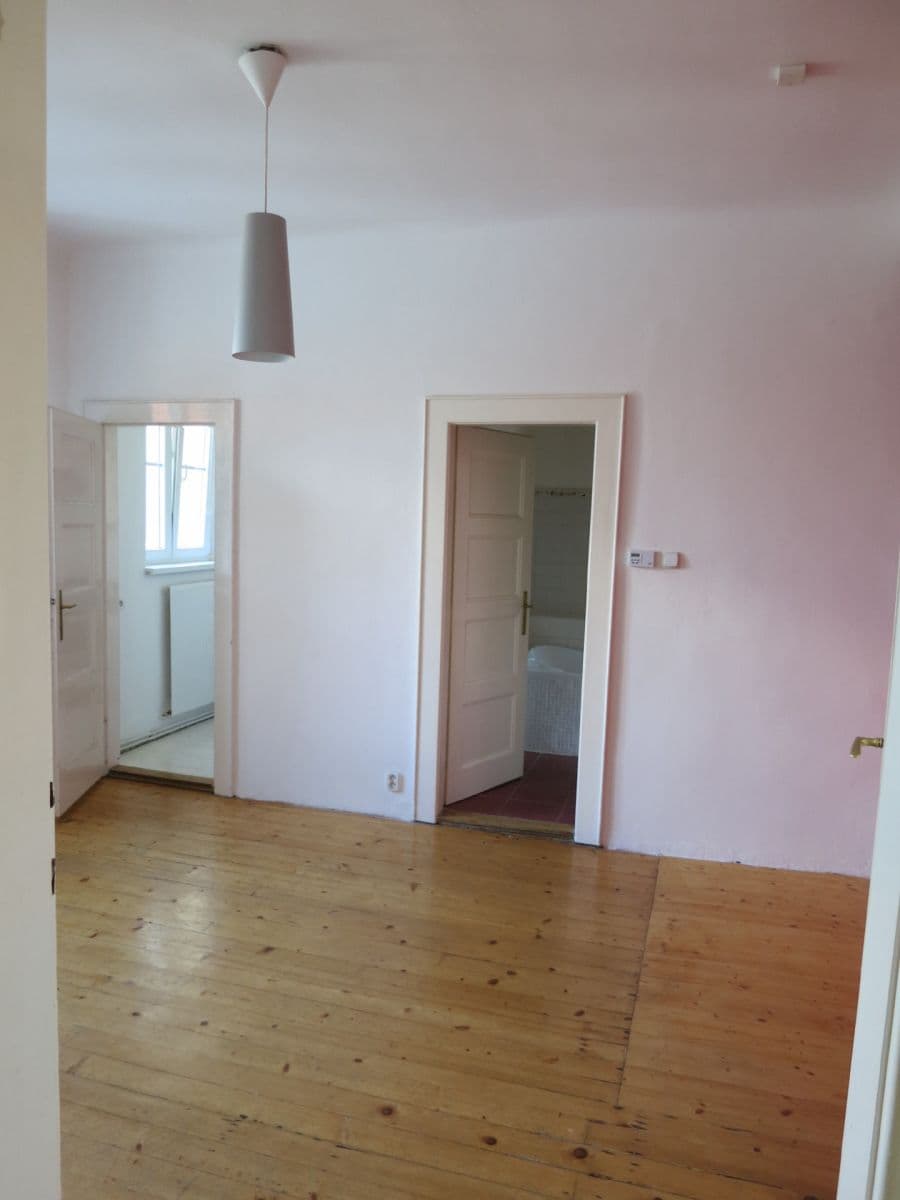 Prenájom bytu 3-izbový 108 m², Botanická, Brno, Jihomoravský kraj Prenájom bytu 3-izbový 108 m², Botanická, Brno, Jihomoravský kraj