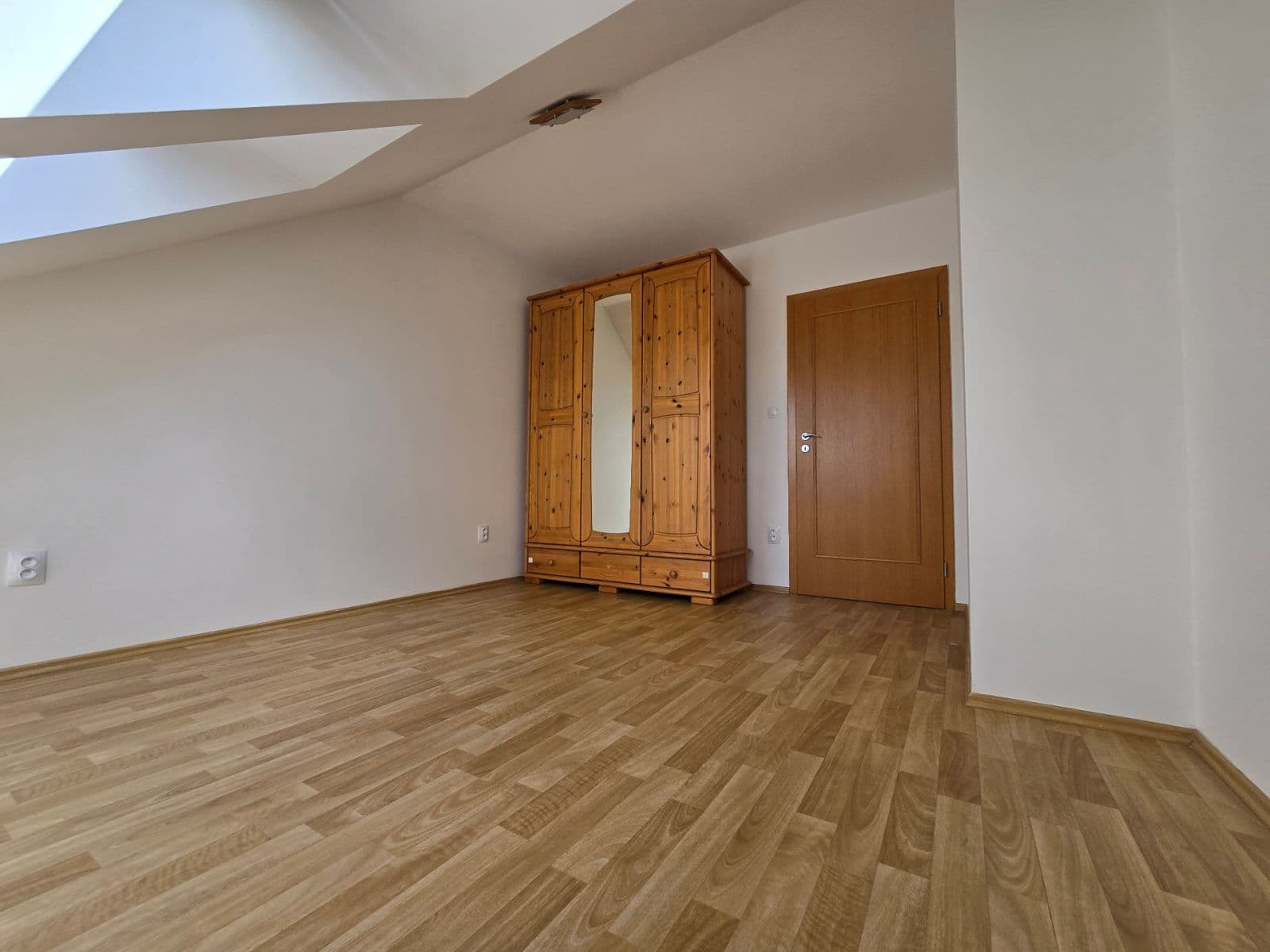 Predaj bytu 3-izbový 93 m², Dražická, Benátky nad Jizerou, Středočeský kraj Predaj bytu 3-izbový 93 m², Dražická, Benátky nad Jizerou, Středočeský kraj
