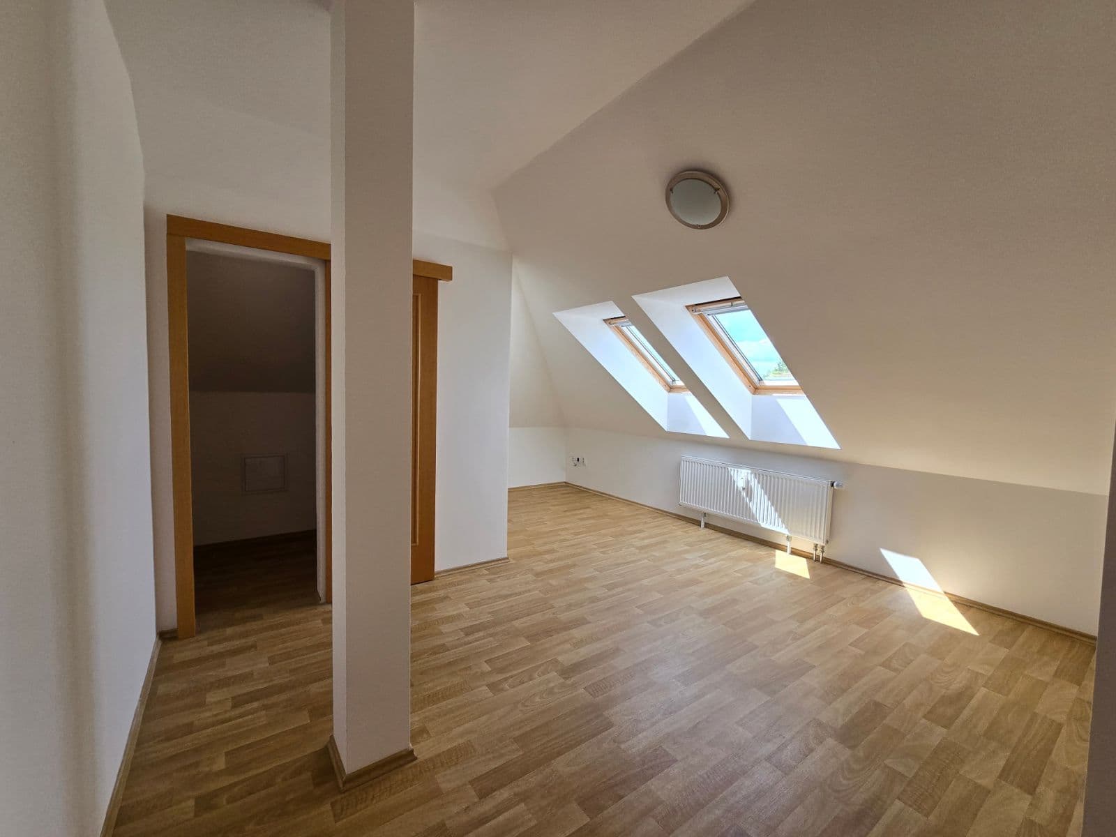 Predaj bytu 3-izbový 93 m², Dražická, Benátky nad Jizerou, Středočeský kraj Predaj bytu 3-izbový 93 m², Dražická, Benátky nad Jizerou, Středočeský kraj