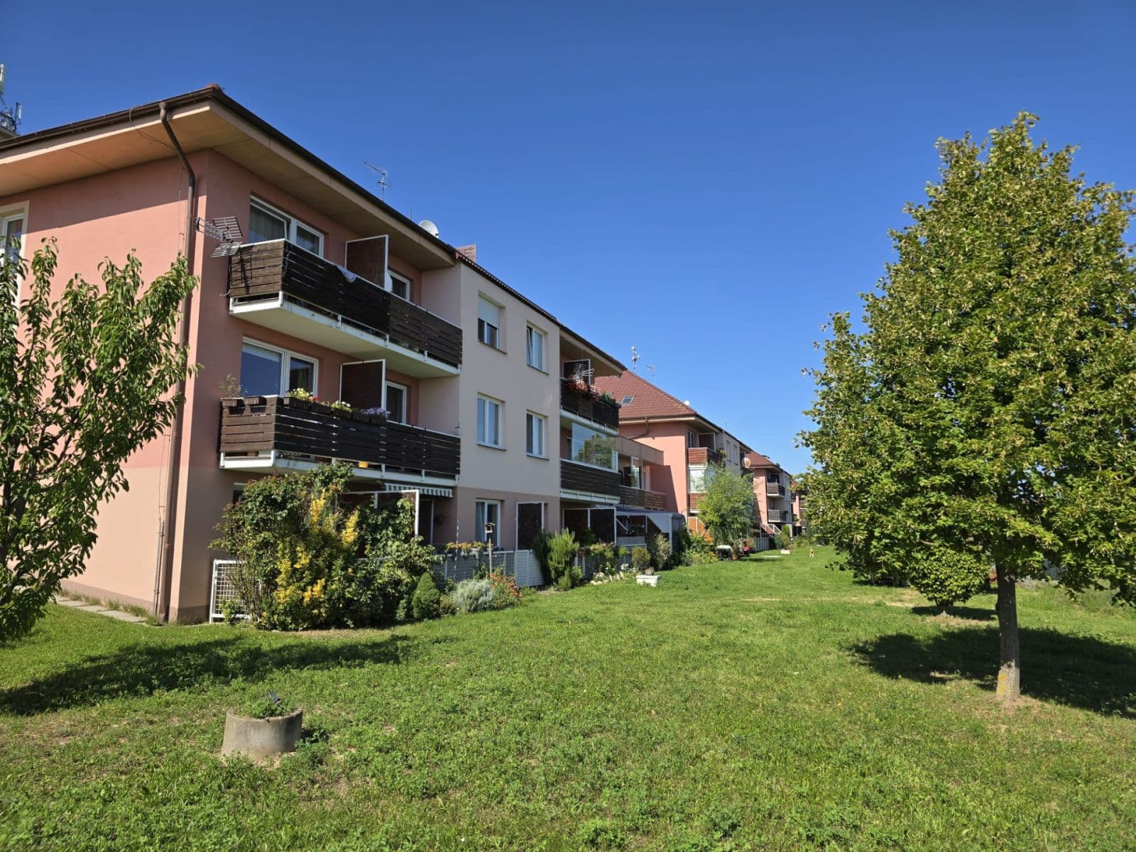 Predaj bytu 3-izbový 93 m², Dražická, Benátky nad Jizerou, Středočeský kraj Predaj bytu 3-izbový 93 m², Dražická, Benátky nad Jizerou, Středočeský kraj