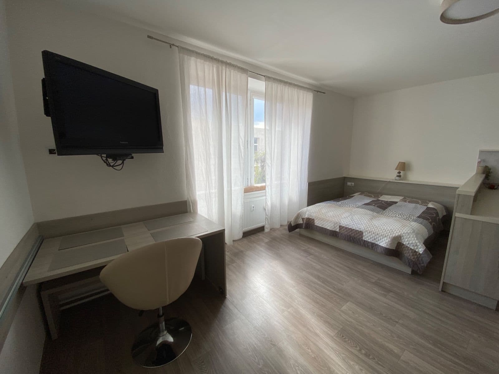 Prenájom bytu 1-izbový 42 m², Hasskova, Třebíč, Kraj Vysočina Prenájom bytu 1-izbový 42 m², Hasskova, Třebíč, Kraj Vysočina