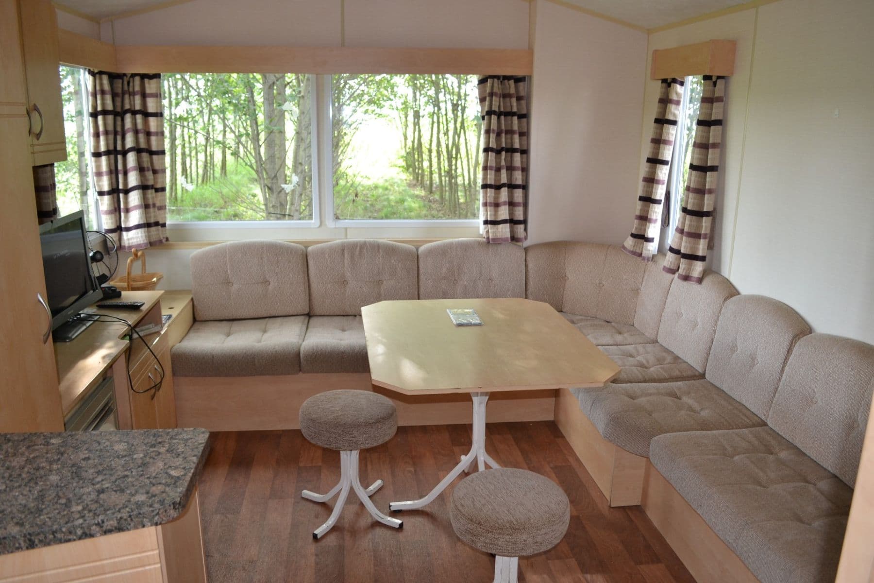 Predaj rekreačného objektu 30 m², pozemek 200 m², Přítluky, Jihomoravský kraj Predaj rekreačného objektu 30 m², pozemek 200 m², Přítluky, Jihomoravský kraj