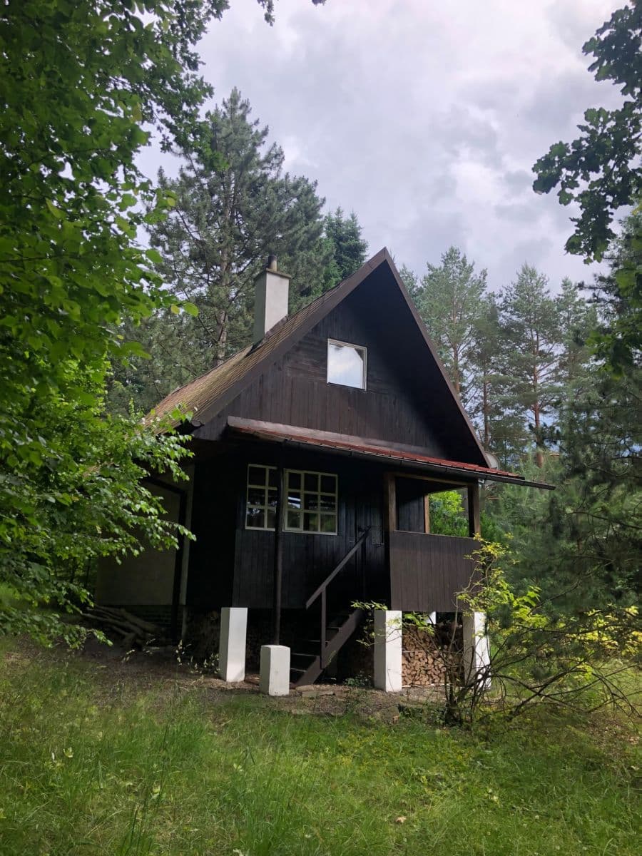 Predaj rekreačného objektu 27 m², pozemek 3.618 m², Votice, Středočeský kraj Predaj rekreačného objektu 27 m², pozemek 3.618 m², Votice, Středočeský kraj