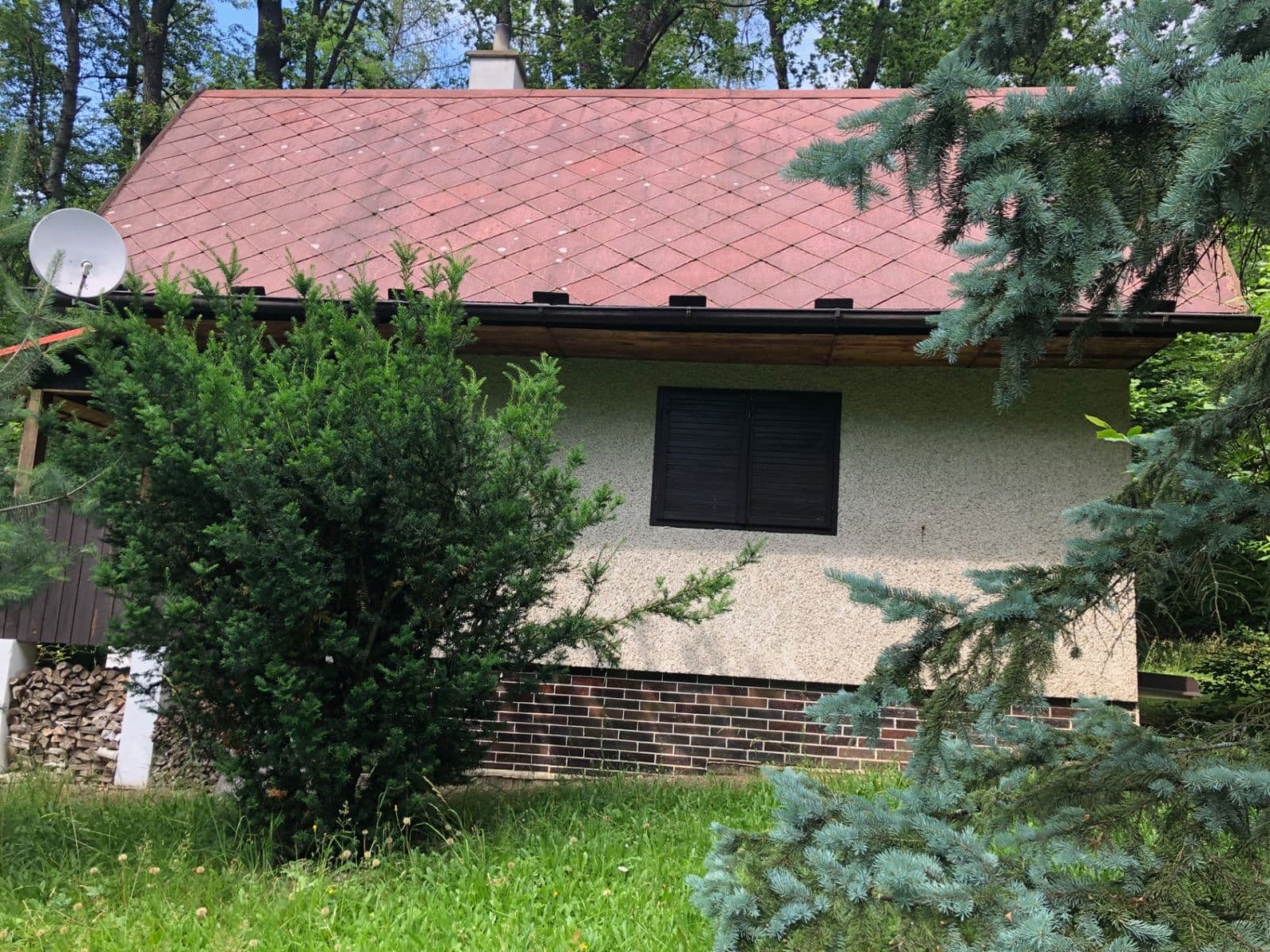 Predaj rekreačného objektu 27 m², pozemek 3.618 m², Votice, Středočeský kraj Predaj rekreačného objektu 27 m², pozemek 3.618 m², Votice, Středočeský kraj