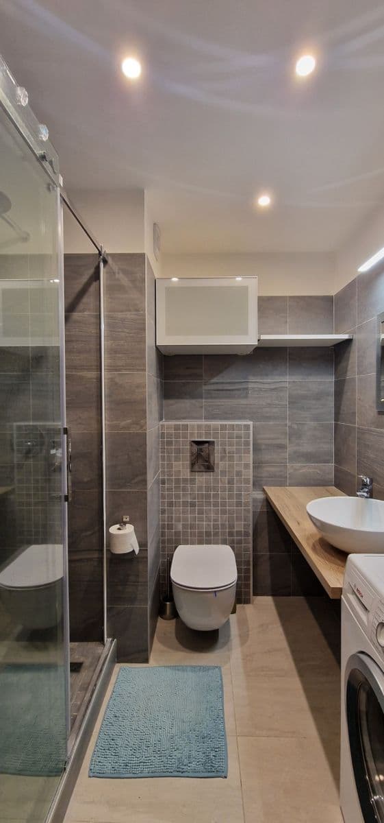 Prenájom bytu 2-izbový 43 m², Modrá, Praha, Praha Prenájom bytu 2-izbový 43 m², Modrá, Praha, Praha