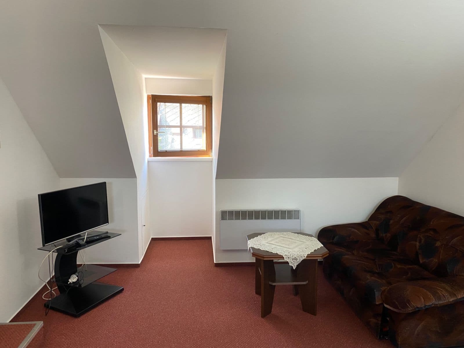 Prenájom bytu 1-izbový 40 m², Hradební, Tábor, Jihočeský kraj Prenájom bytu 1-izbový 40 m², Hradební, Tábor, Jihočeský kraj