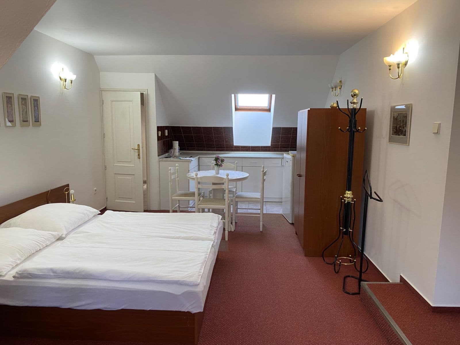 Prenájom bytu 1-izbový 40 m², Hradební, Tábor, Jihočeský kraj Prenájom bytu 1-izbový 40 m², Hradební, Tábor, Jihočeský kraj