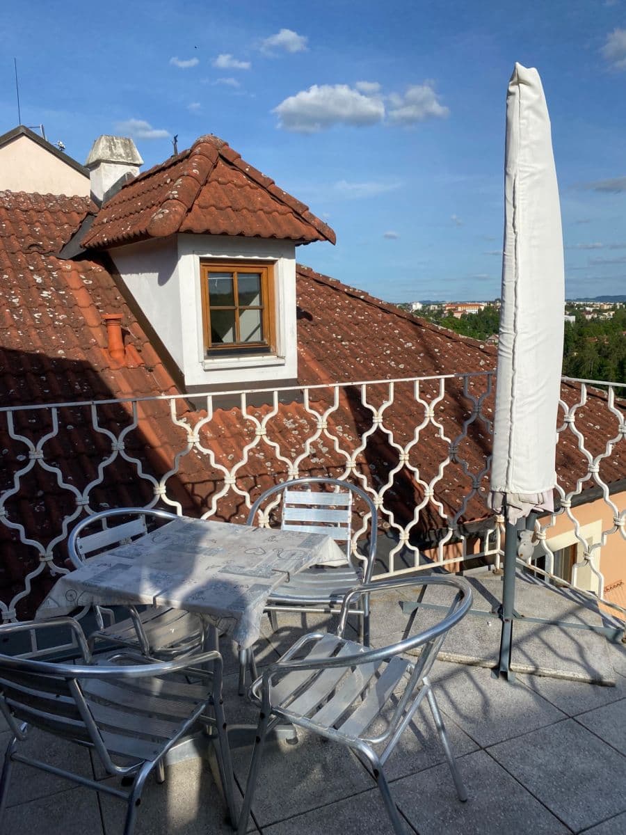 Prenájom bytu 1-izbový 40 m², Hradební, Tábor, Jihočeský kraj Prenájom bytu 1-izbový 40 m², Hradební, Tábor, Jihočeský kraj