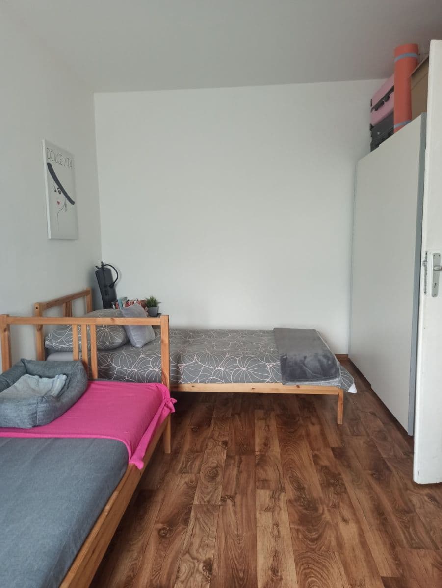 Prenájom bytu 1-izbový 27 m², Lidická, Praha, Praha Prenájom bytu 1-izbový 27 m², Lidická, Praha, Praha