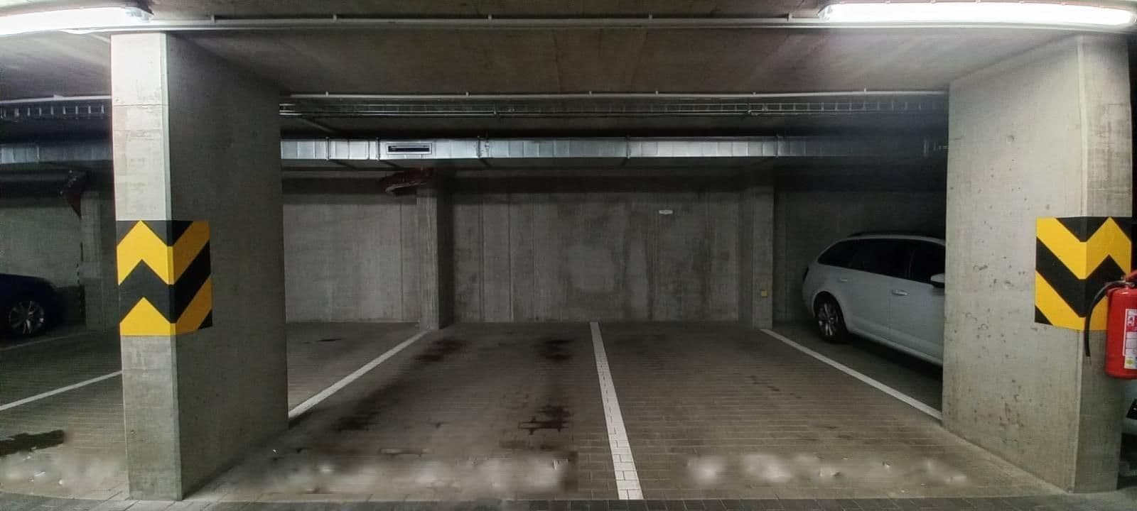 Prenájom bytu 2-izbový 53 m², Huppnerova, Praha, Praha Prenájom bytu 2-izbový 53 m², Huppnerova, Praha, Praha