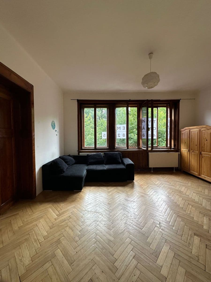 Prenájom bytu 78 m², náměstí Tomáše Garrigue Masaryka, Poděbrady, Středočeský kraj Prenájom bytu 78 m², náměstí Tomáše Garrigue Masaryka, Poděbrady, Středočeský kraj