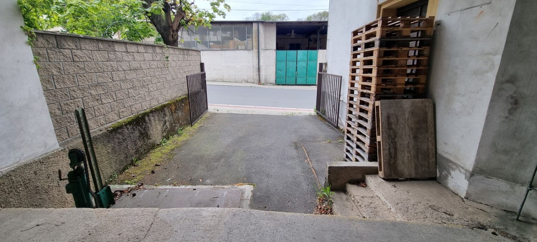 Predaj domu 570 m², pozemek 381 m², Vaňurova, Liberec, Liberecký kraj Predaj domu 570 m², pozemek 381 m², Vaňurova, Liberec, Liberecký kraj