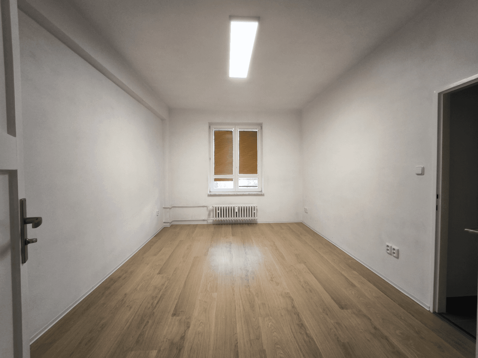 Prenájom bytu 1-izbový 38 m², Čs. exilu, Ostrava, Moravskoslezský kraj Prenájom bytu 1-izbový 38 m², Čs. exilu, Ostrava, Moravskoslezský kraj