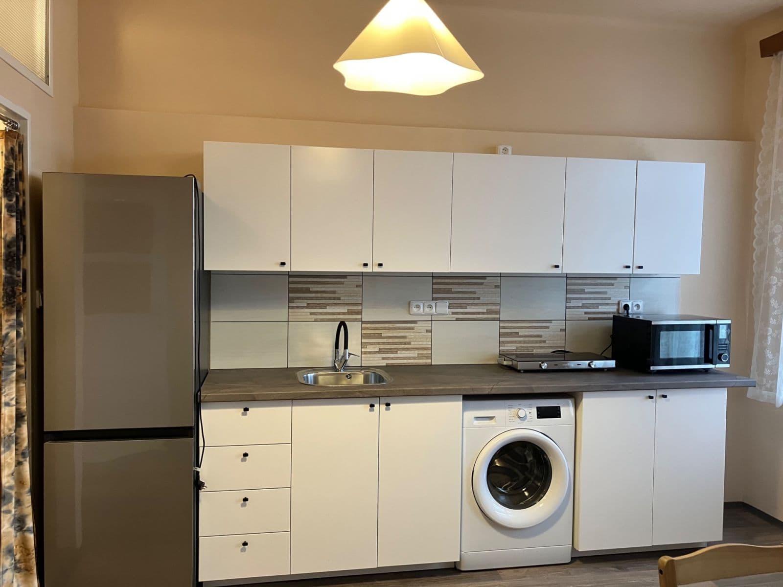 Prenájom bytu 1-izbový 43 m², Nuselská, Praha, Praha Prenájom bytu 1-izbový 43 m², Nuselská, Praha, Praha