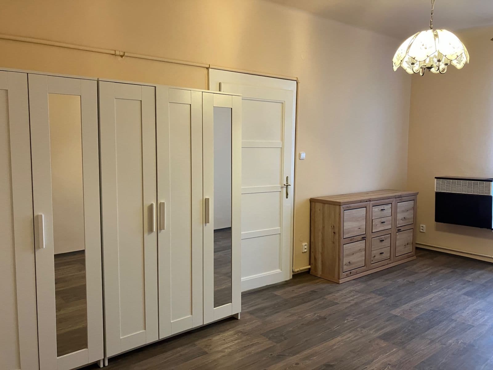 Prenájom bytu 1-izbový 43 m², Nuselská, Praha, Praha Prenájom bytu 1-izbový 43 m², Nuselská, Praha, Praha