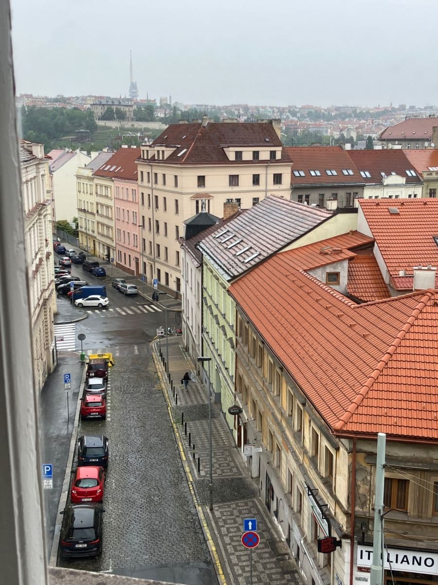 Prenájom bytu 1-izbový 43 m², Nuselská, Praha, Praha Prenájom bytu 1-izbový 43 m², Nuselská, Praha, Praha