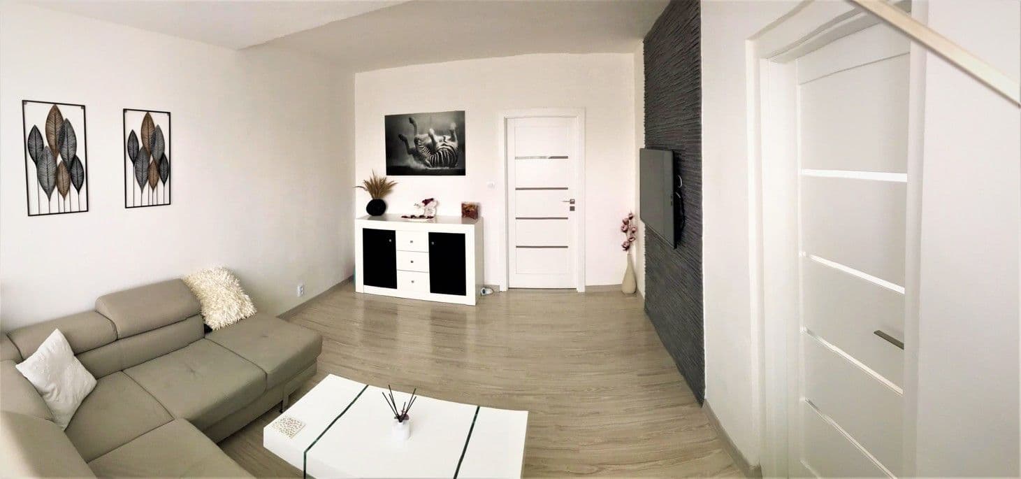 Prenájom bytu 3-izbový 65 m², Jugoslávská, Ostrava, Moravskoslezský kraj Prenájom bytu 3-izbový 65 m², Jugoslávská, Ostrava, Moravskoslezský kraj