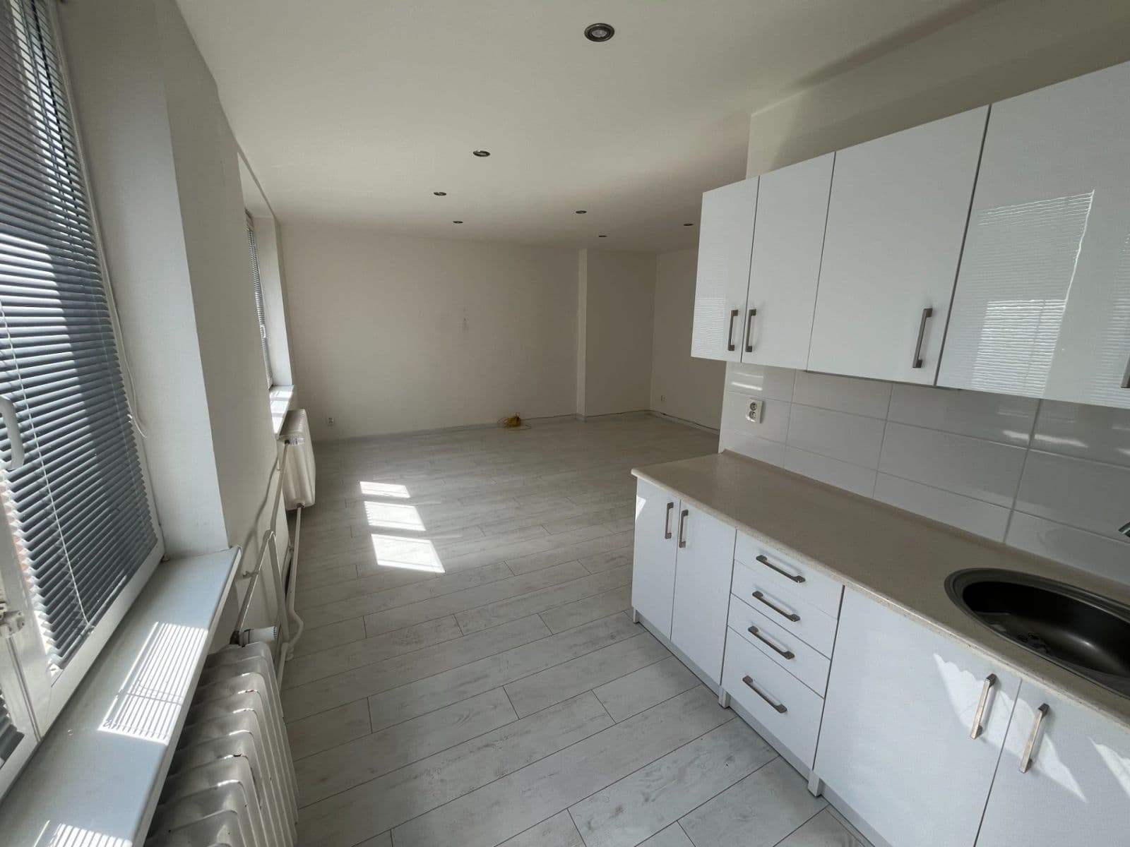 Prenájom bytu 2-izbový 55 m², Václava Řezáče, Klášterec nad Ohří, Ústecký kraj Prenájom bytu 2-izbový 55 m², Václava Řezáče, Klášterec nad Ohří, Ústecký kraj