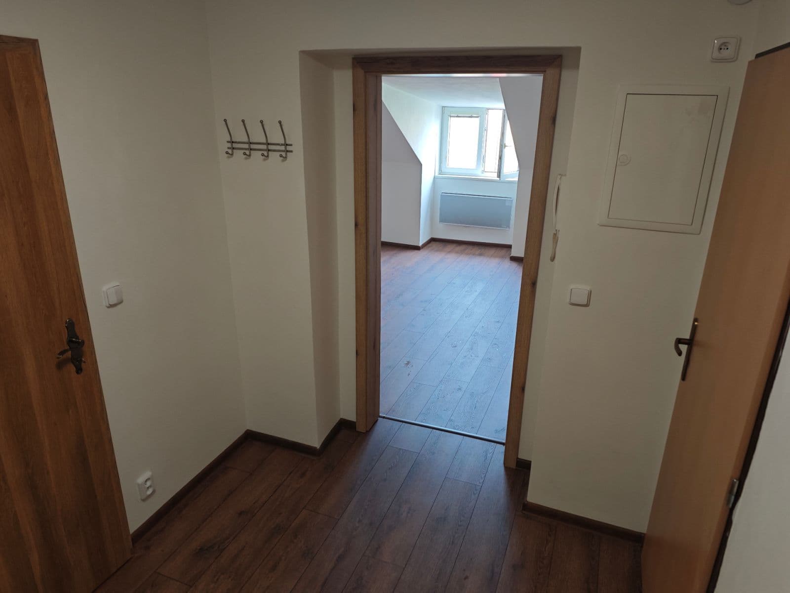 Prenájom bytu 1-izbový 28 m², Kralická, Praha, Praha Prenájom bytu 1-izbový 28 m², Kralická, Praha, Praha