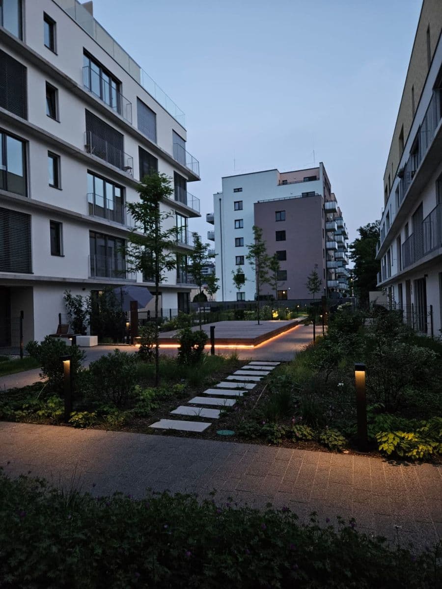Prenájom bytu 1-izbový 32 m², Šenácká, Praha, Praha Prenájom bytu 1-izbový 32 m², Šenácká, Praha, Praha