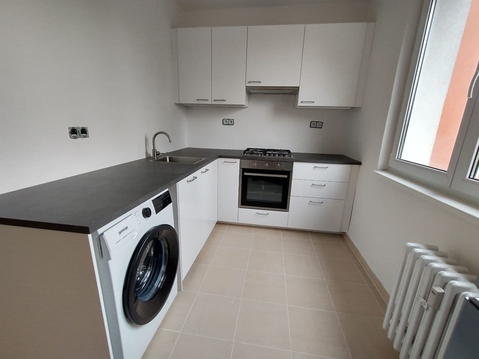 Prenájom bytu 2-izbový 53 m², Počernická, Praha, Praha Prenájom bytu 2-izbový 53 m², Počernická, Praha, Praha