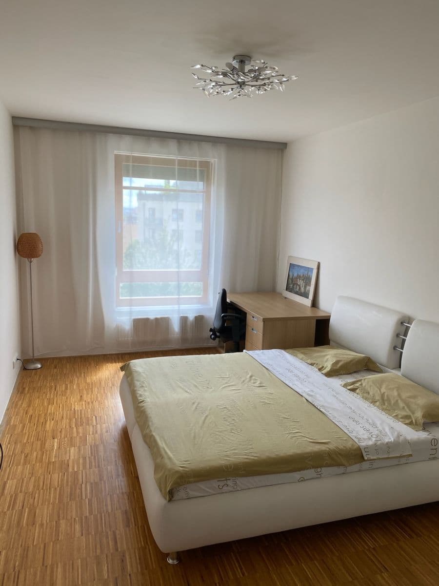 Prenájom bytu 2-izbový 68 m², Univerzitní, Praha, Praha Prenájom bytu 2-izbový 68 m², Univerzitní, Praha, Praha