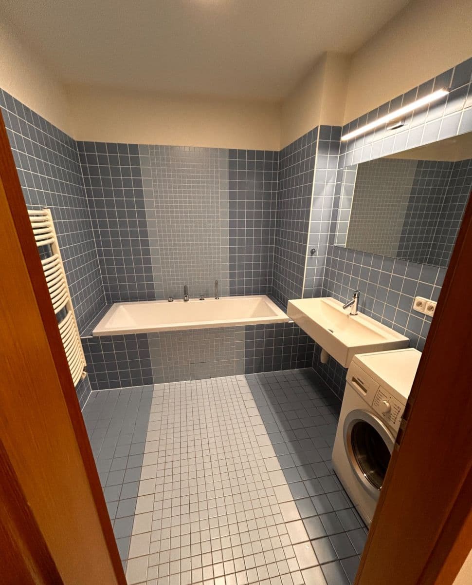 Prenájom bytu 2-izbový 68 m², Univerzitní, Praha, Praha Prenájom bytu 2-izbový 68 m², Univerzitní, Praha, Praha
