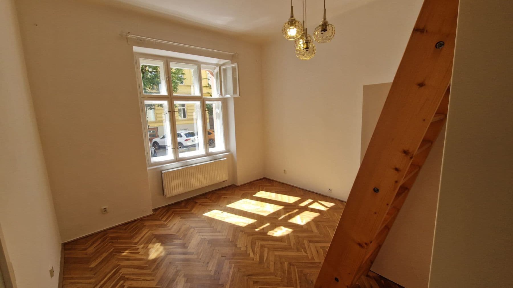 Prenájom bytu 2-izbový 40 m², Šumavská, Praha, Praha Prenájom bytu 2-izbový 40 m², Šumavská, Praha, Praha