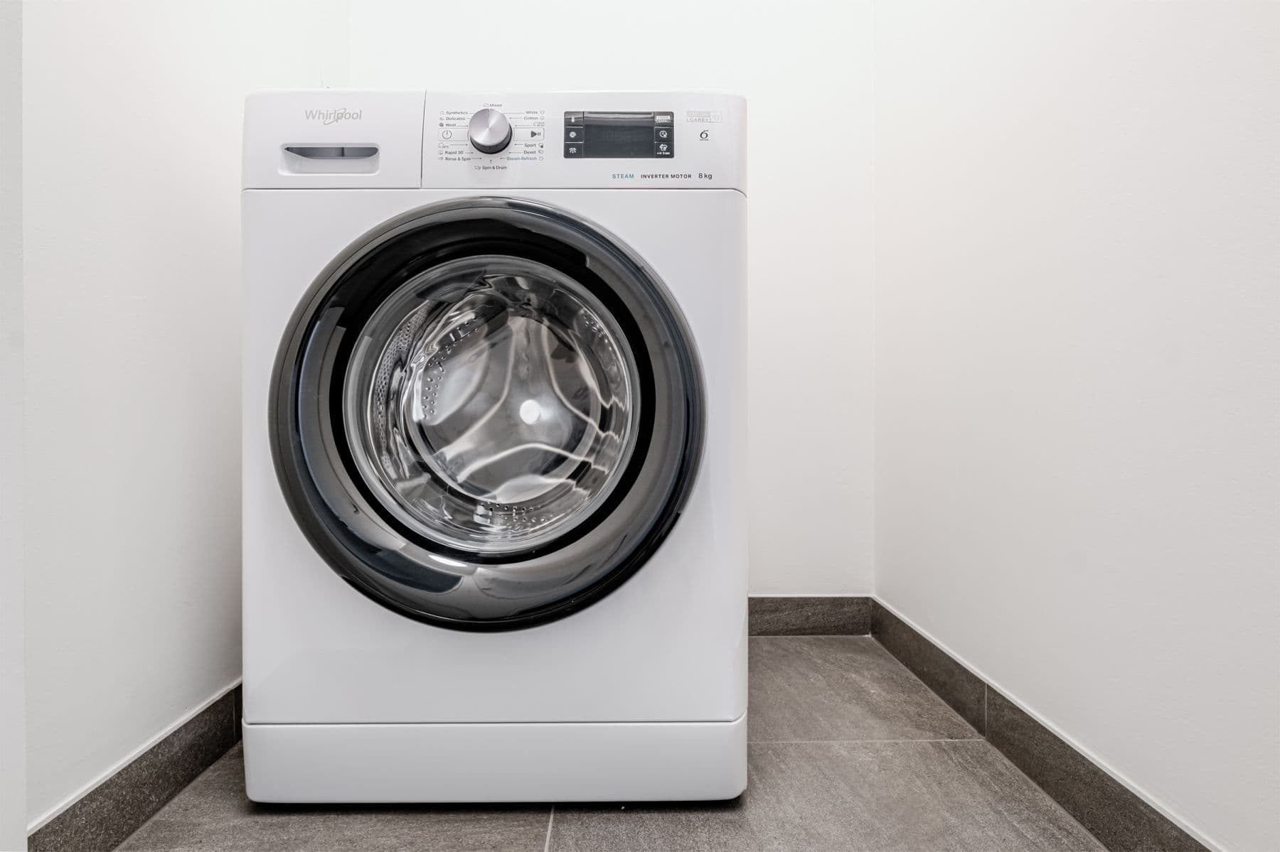 Prenájom bytu 55 m², V Třešňovce, Praha, Praha Prenájom bytu 55 m², V Třešňovce, Praha, Praha