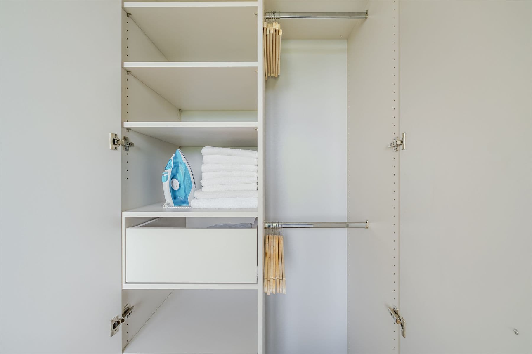 Prenájom bytu 55 m², V Třešňovce, Praha, Praha Prenájom bytu 55 m², V Třešňovce, Praha, Praha