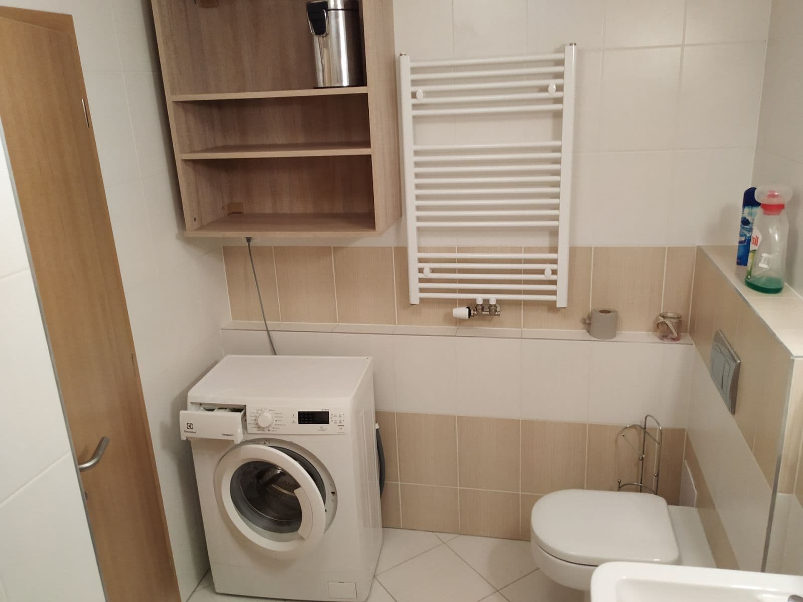 Prenájom bytu 1-izbový 31 m², Žitná, Hostivice, Středočeský kraj Prenájom bytu 1-izbový 31 m², Žitná, Hostivice, Středočeský kraj