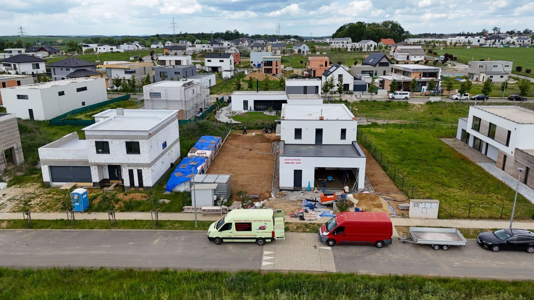 Predaj domu 226 m², pozemek 816 m², U Sadaře, Vysoký Újezd, Středočeský kraj Predaj domu 226 m², pozemek 816 m², U Sadaře, Vysoký Újezd, Středočeský kraj