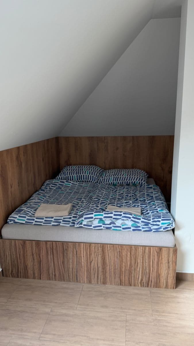 Prenájom bytu 13 m², Dalovská, Divišov, Středočeský kraj Prenájom bytu 13 m², Dalovská, Divišov, Středočeský kraj